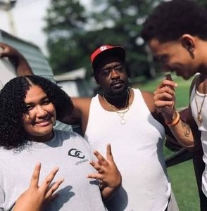 Meet your Posher, Cornelius